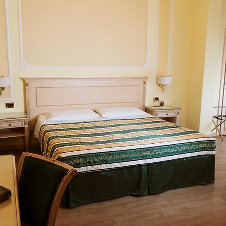 Hotel Terme Salus Абано-Терме Экстерьер фото